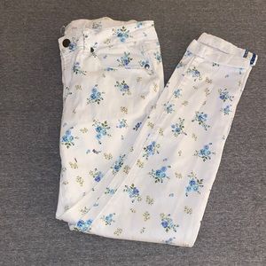 White jeans with blue floral